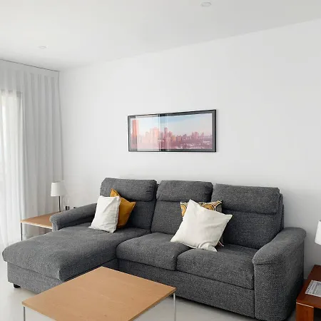 Mirador De Hills إِستيبونا